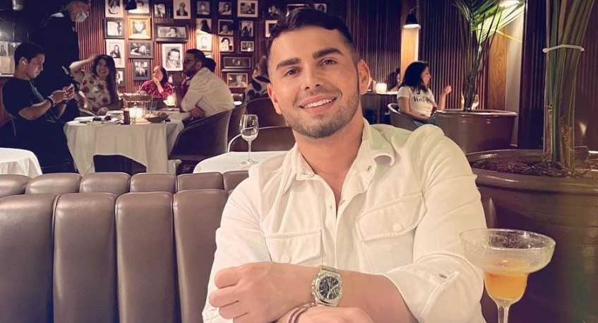 Фолк певецът от близкото минало Живко Добрев който стана булка